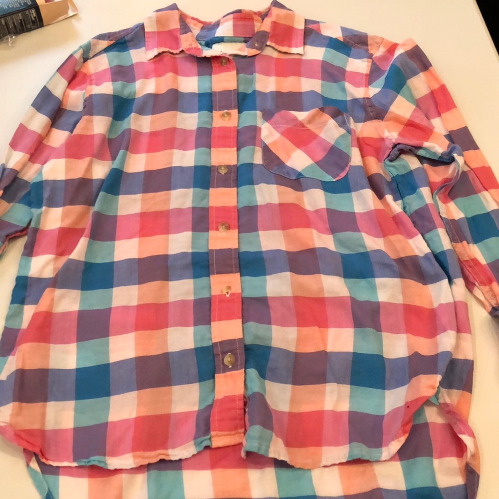 Light weight button down - Picture 2 of 3